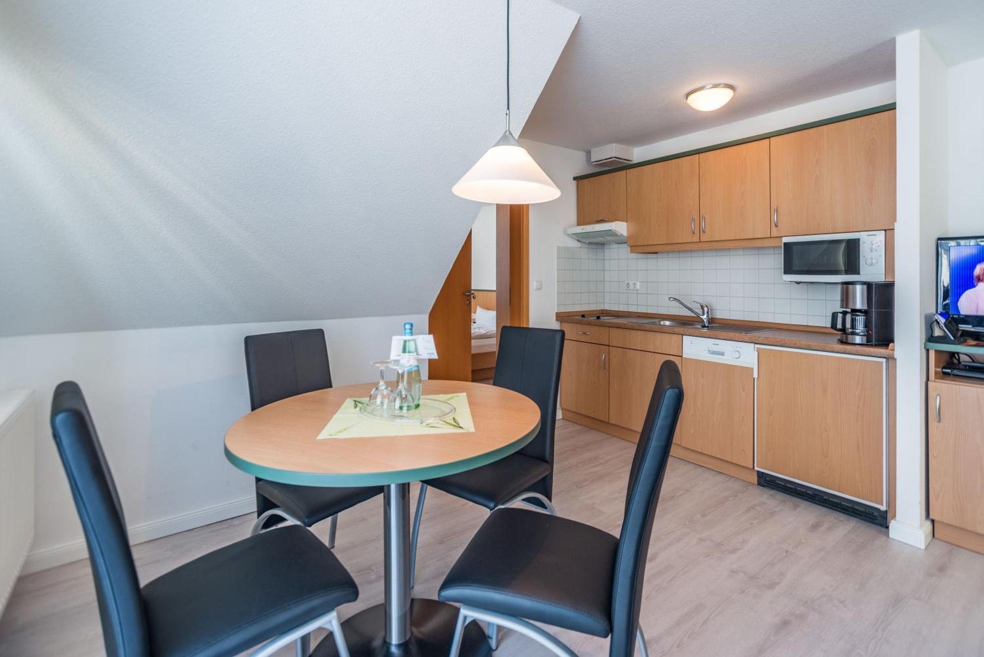 Am Weststrand Apartmenthaus Waldeck Kuehlungsborn Exterior foto