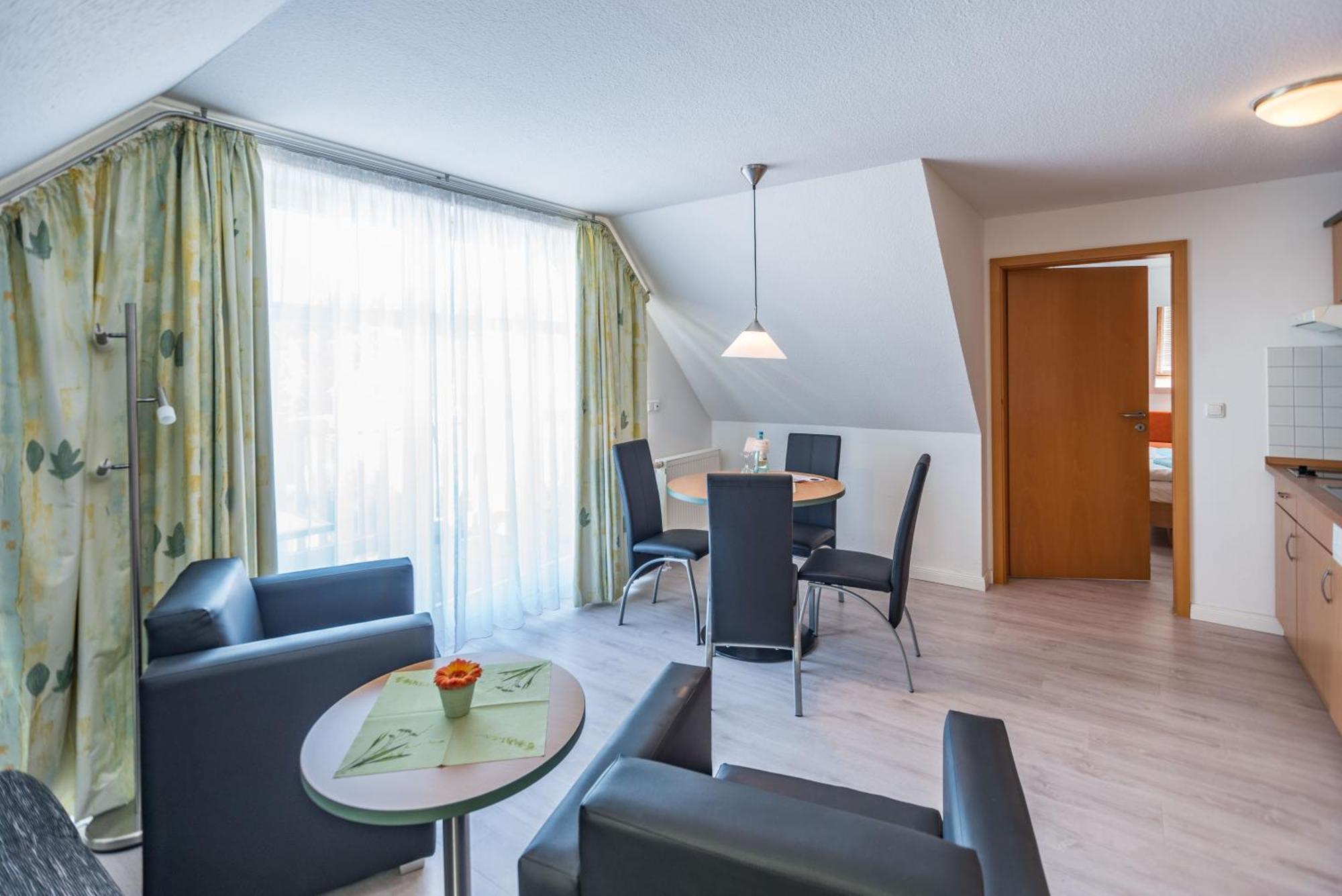 Am Weststrand Apartmenthaus Waldeck Kuehlungsborn Exterior foto