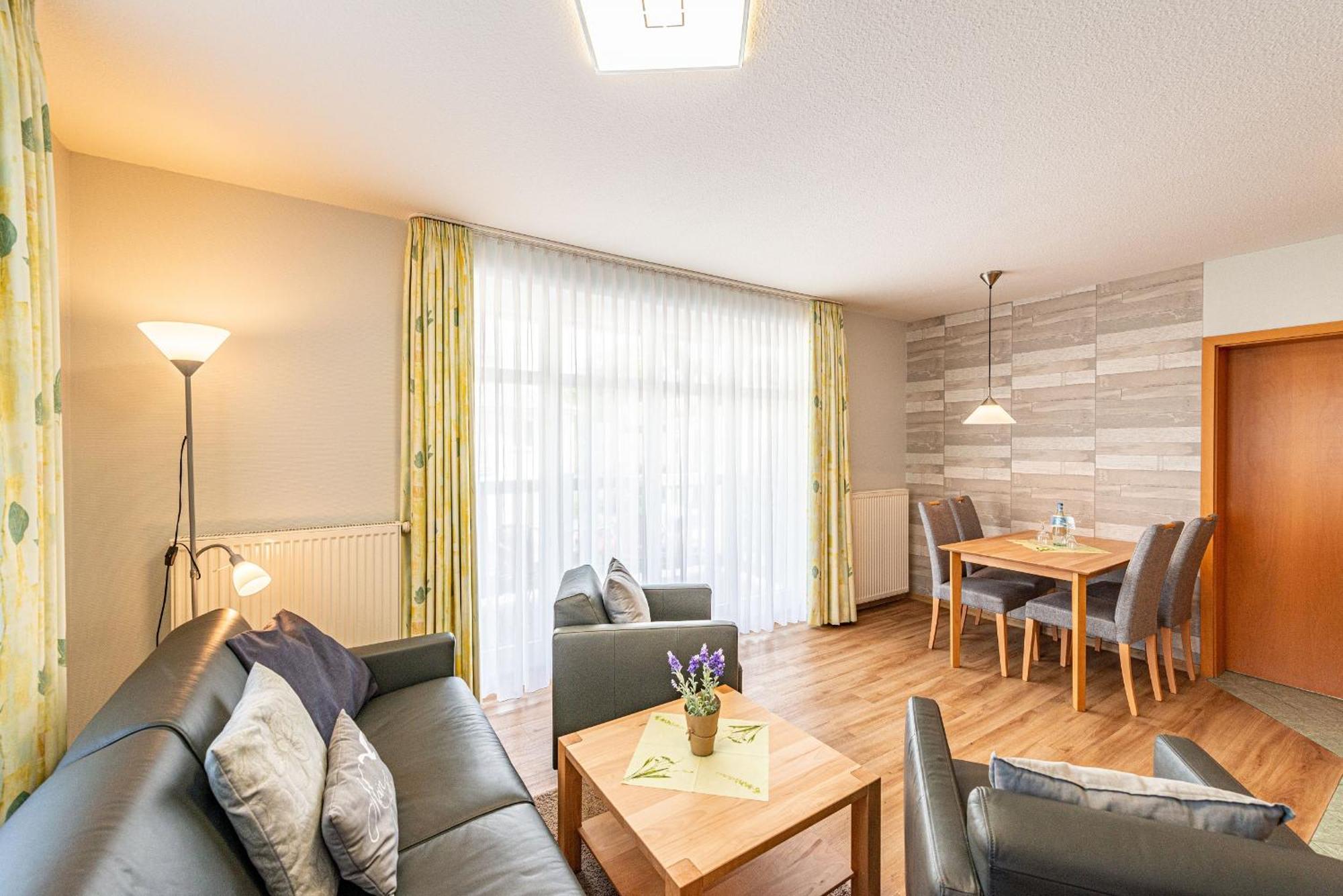 Am Weststrand Apartmenthaus Waldeck Kuehlungsborn Exterior foto